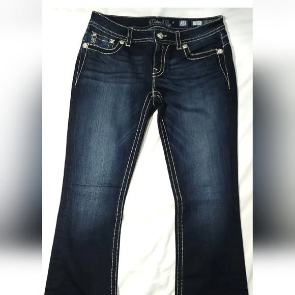 Miss Me jeans Sz 28 Signature Boot Stretch Denim Low Rise Red Bling Dark EUC - Picture 4 of 14